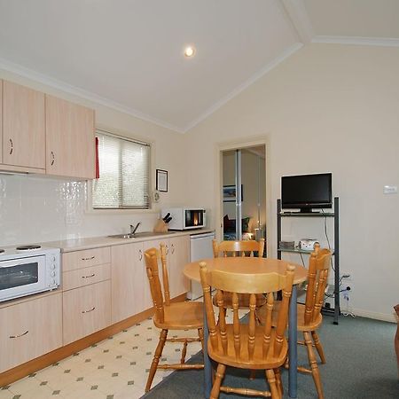 Triabunna Cabin&Caravan Park Luaran gambar