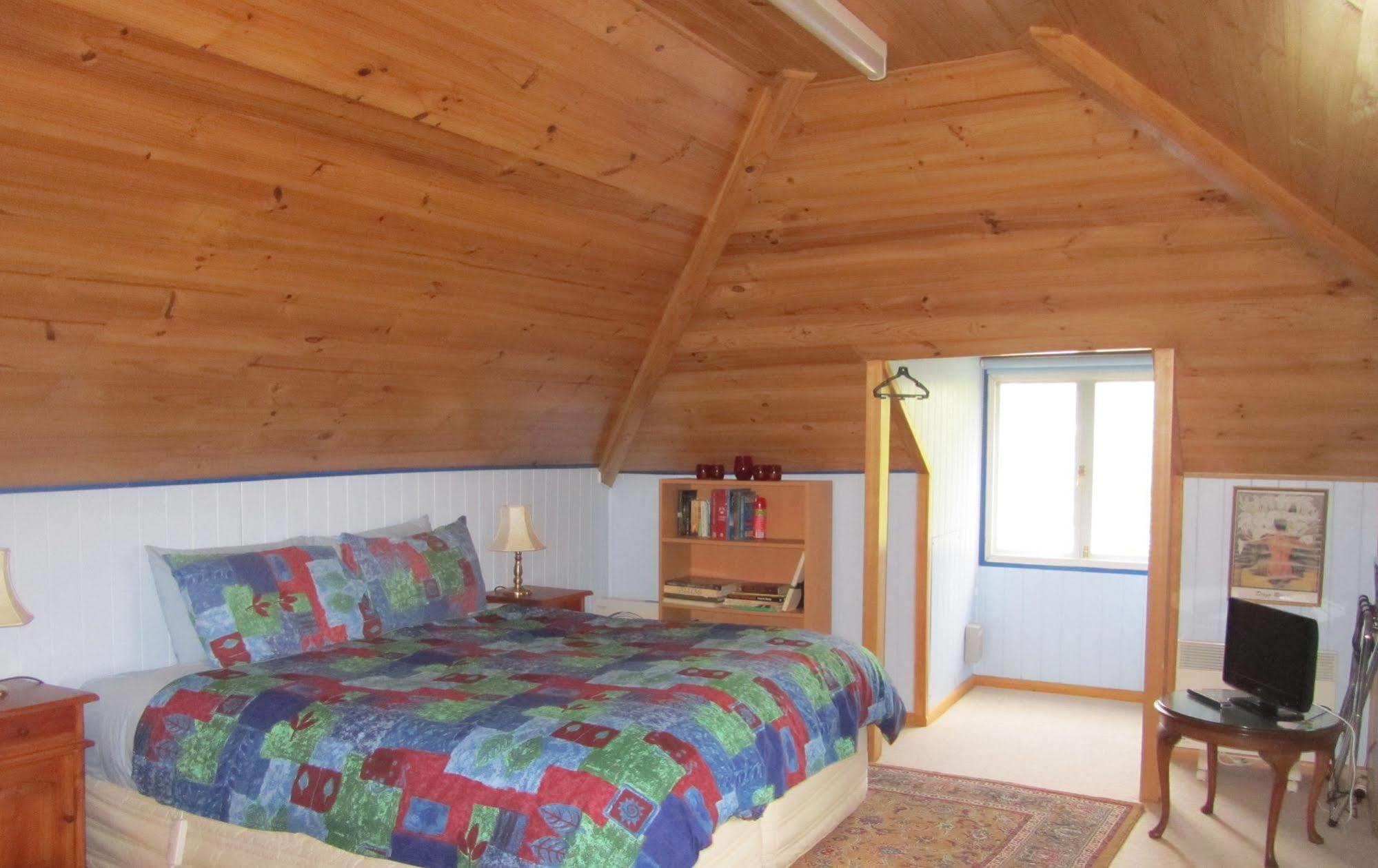 Triabunna Cabin&Caravan Park Luaran gambar
